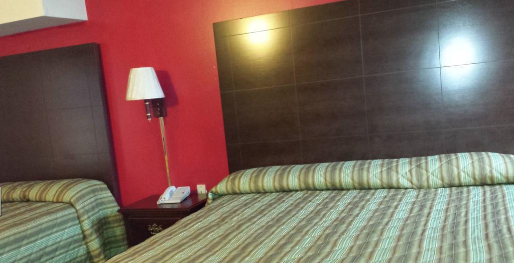 Motel Hallmark 2*